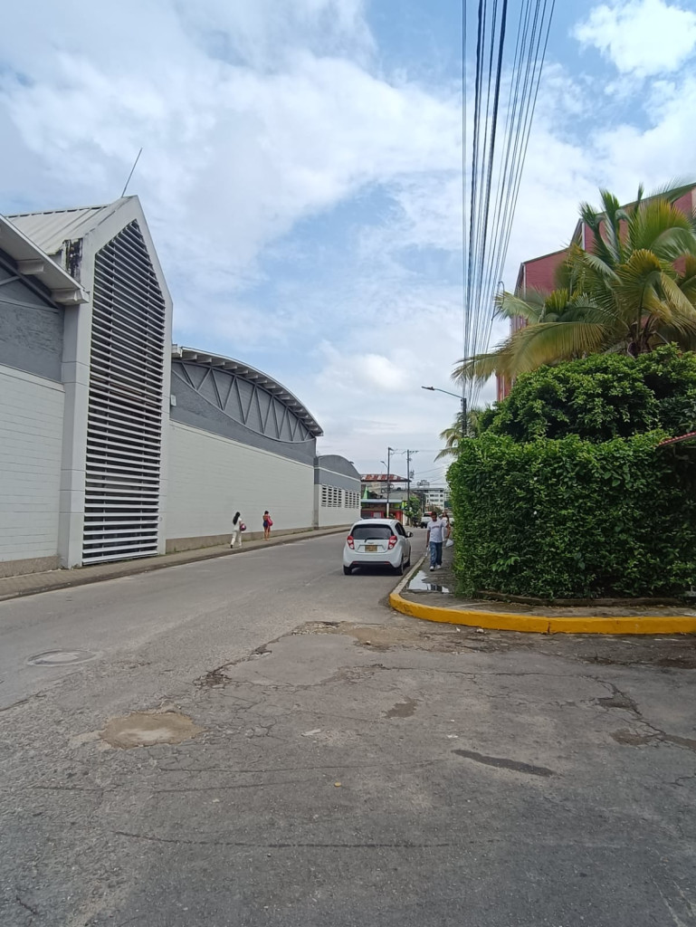PALMERAS AGRUPACION B PISO 4 SIN ASCENSOR