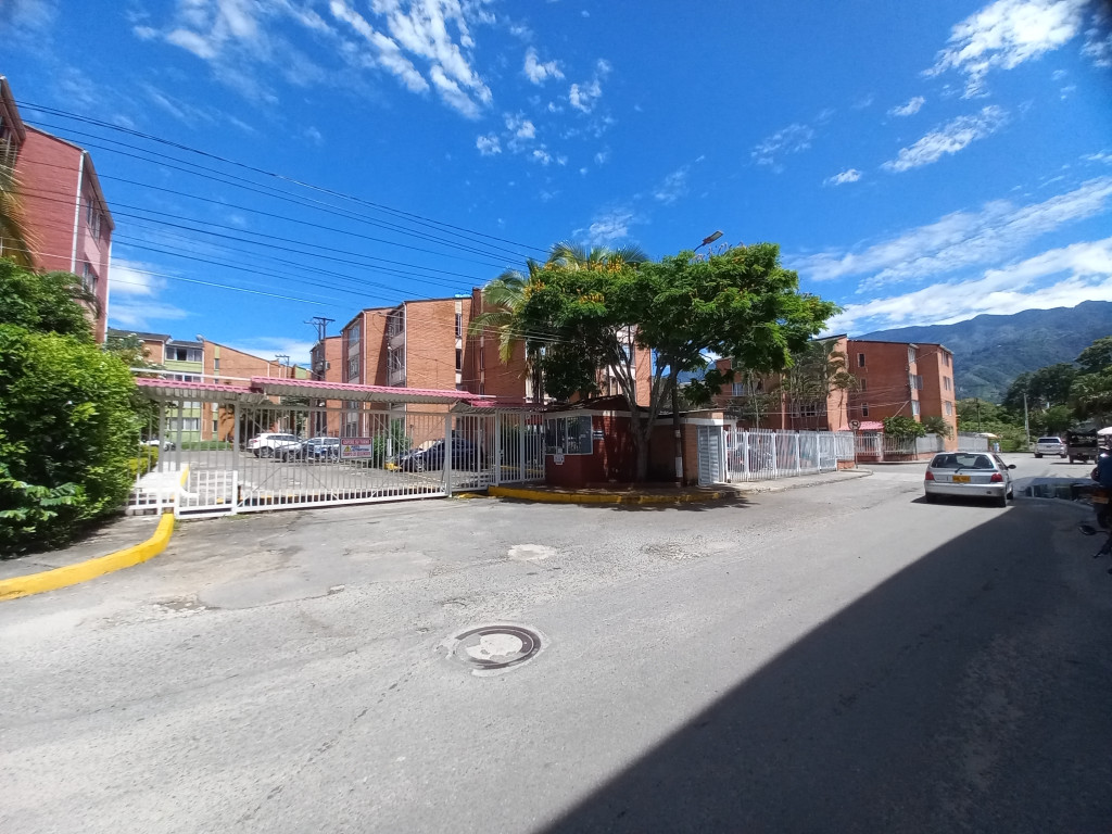 Apartamento En Venta - Palmeras Agrupacion B Piso 4 Sin Ascensor, Ibagué