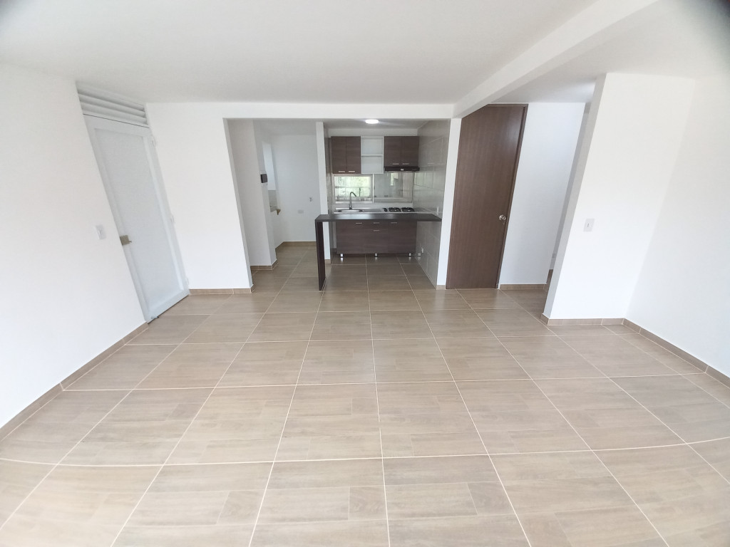 Apartamento En Arriendo - C.r Escarlata Piso 3 Sin Ascensor, Ibagué