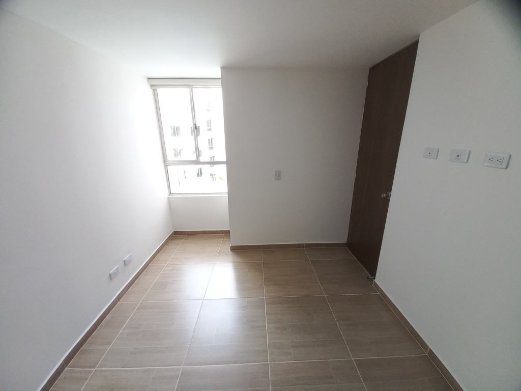 Apartamento En Arriendo - C.r Escarlata Piso 3 Sin Ascensor, Ibagué