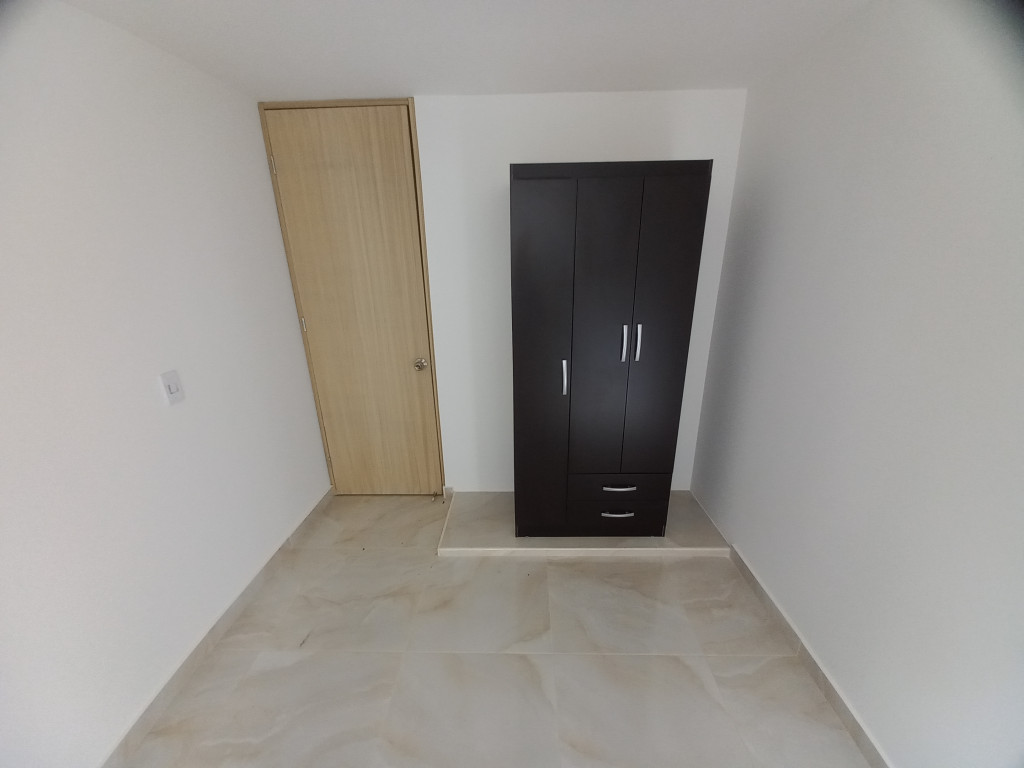 Apartamento En Arriendo - C.r Escarlata Piso 2 Sin Ascensor, Ibagué