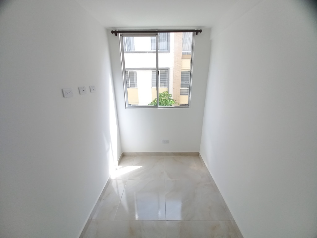 Apartamento En Arriendo - C.r Escarlata Piso 2 Sin Ascensor, Ibagué