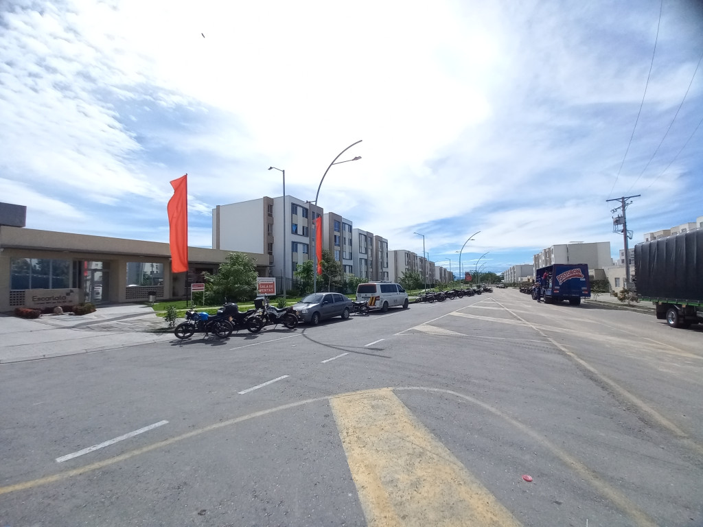 Apartamento En Arriendo - C.r Escarlata Piso 2 Sin Ascensor, Ibagué