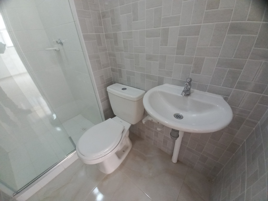 Apartamento En Arriendo - C.r Escarlata Piso 2 Sin Ascensor, Ibagué