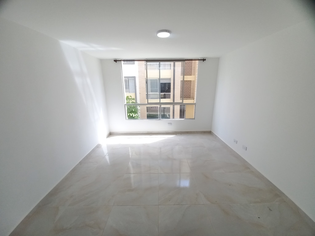 Apartamento En Arriendo - C.r Escarlata Piso 2 Sin Ascensor, Ibagué