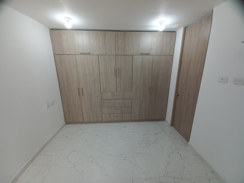Apartamento En Arriendo - C.r Fontana Campestre Piso 2, Ibagué