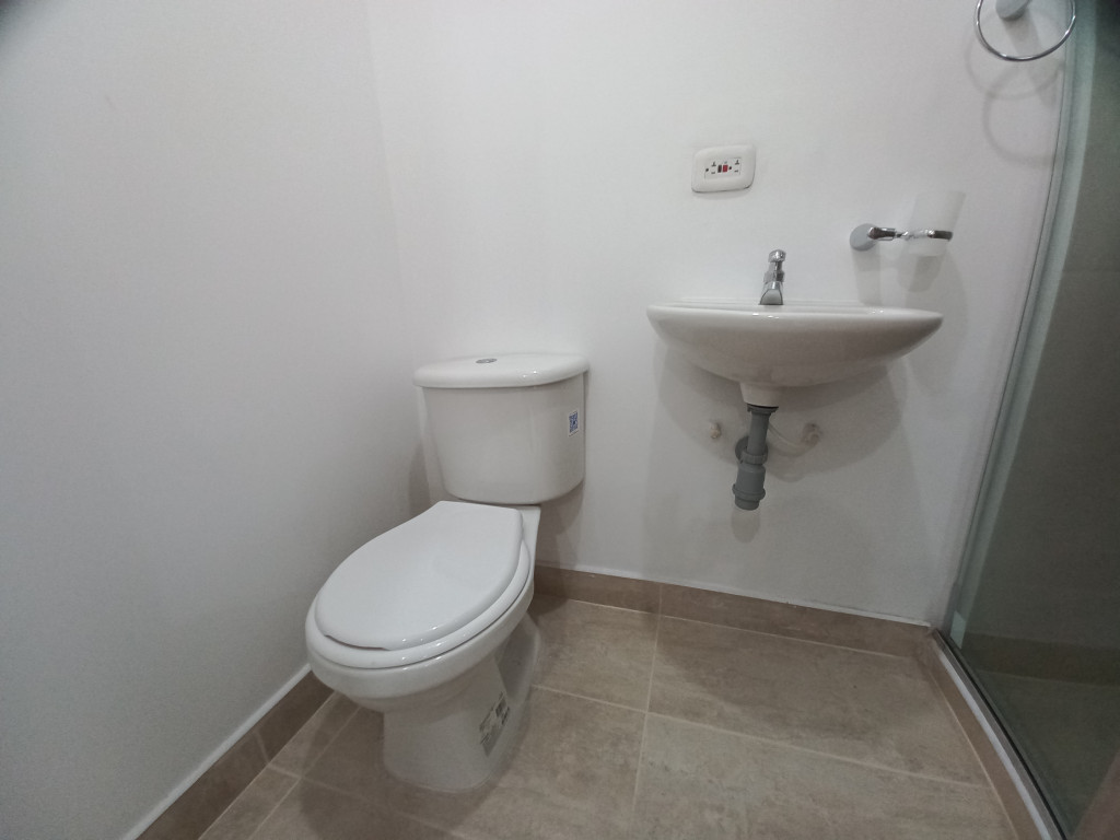 Apartamento En Arriendo - C.r Fontana Campestre Piso 2, Ibagué