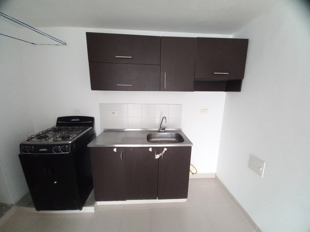 Apartamento En Venta - C.r Reservas De Bilbao Piso 9, Ibagué