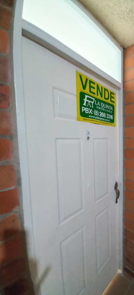 Apartamento En Venta - C.r Monterrey Piso 3 Sin Ascensor, Ibagué
