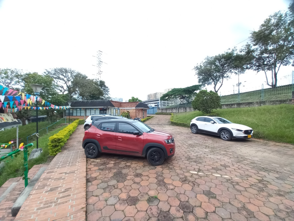 Bodega En Venta - Bodega- Avenida Mirolindo, Ibagué