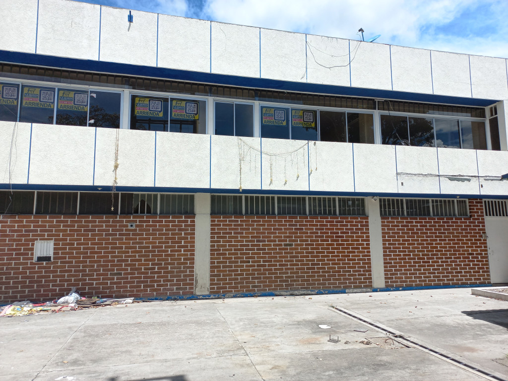 Bodega En Arriendo - Picaleña, Ibagué