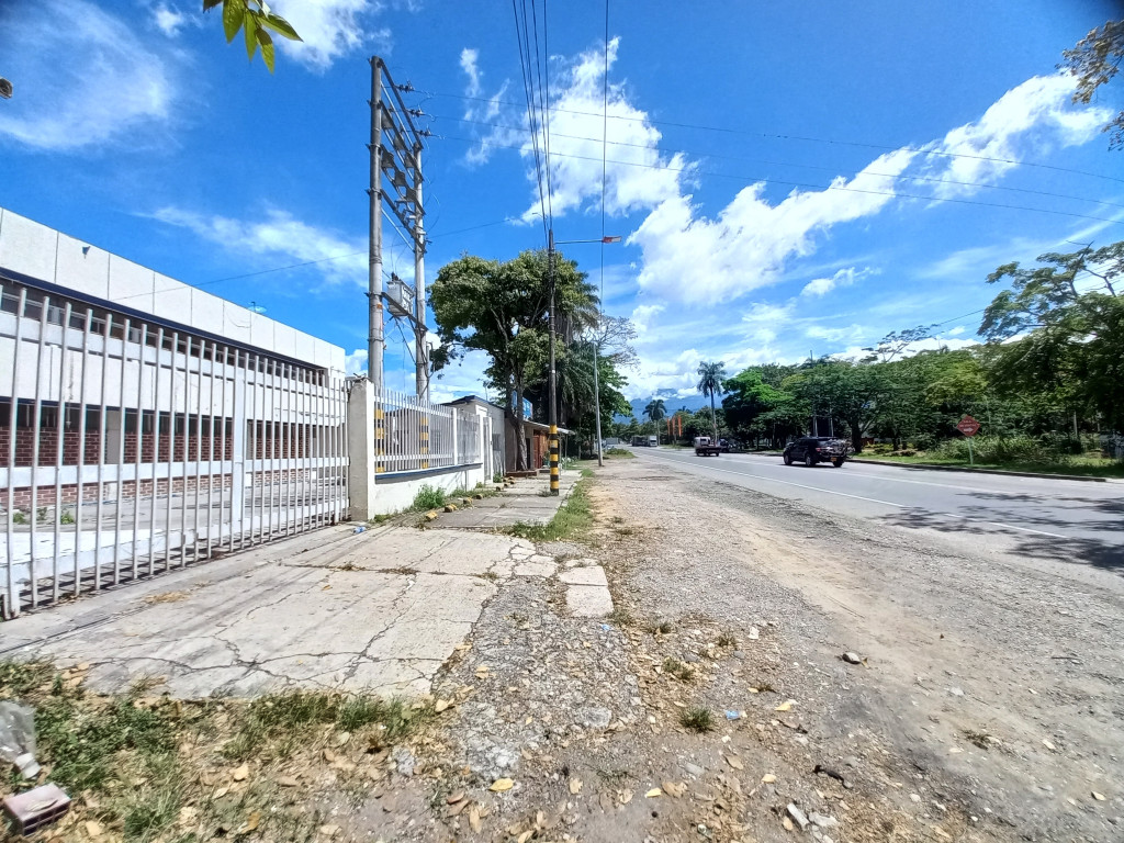 Bodega En Arriendo - Picaleña, Ibagué