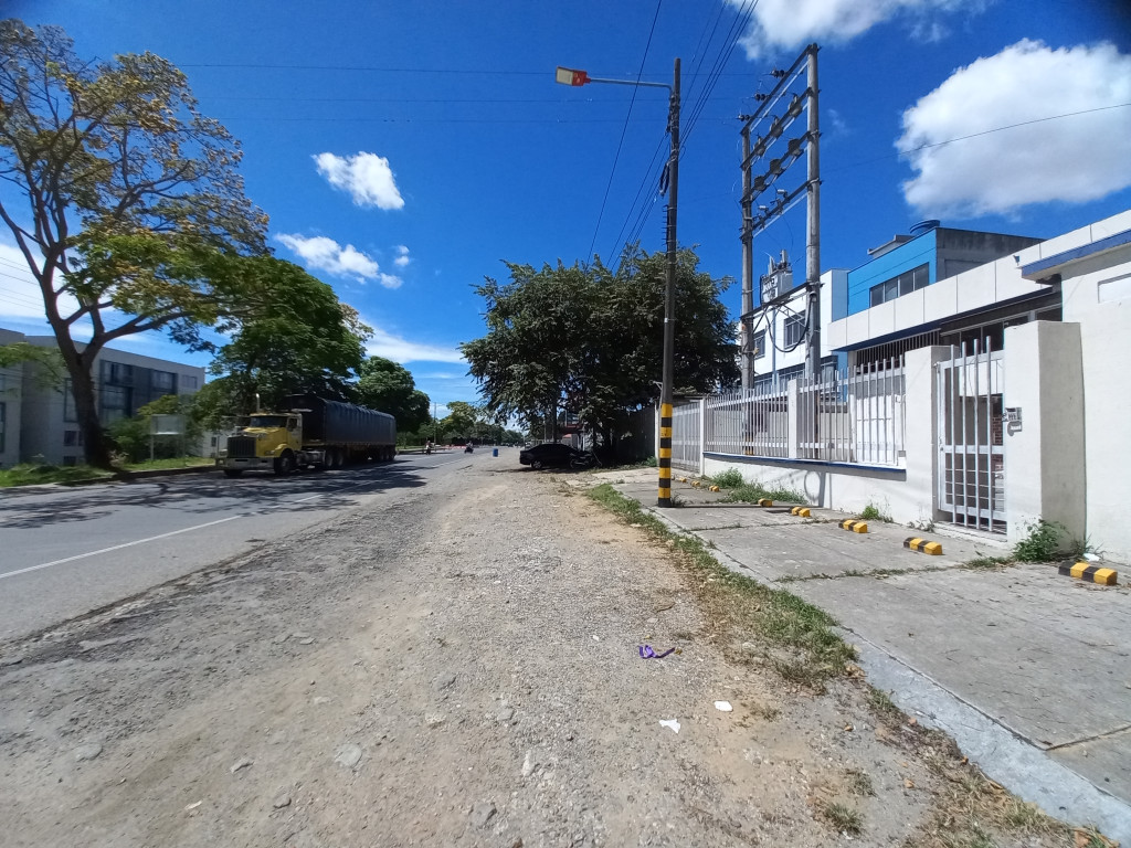 Bodega En Arriendo - Picaleña, Ibagué