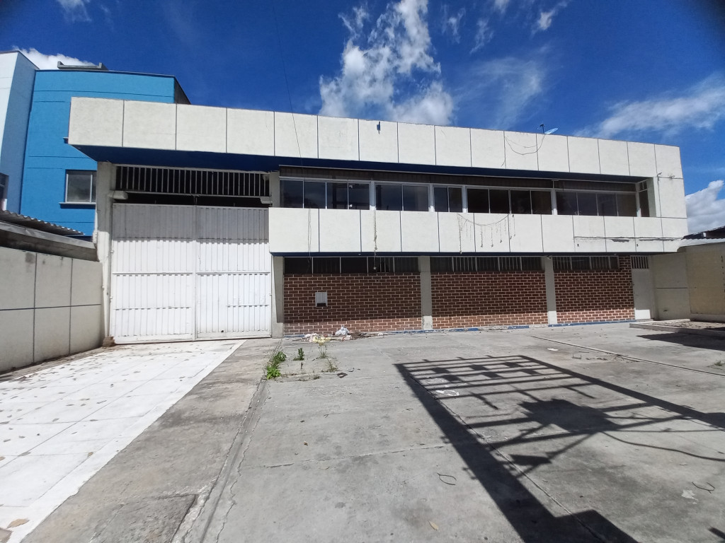 Bodega En Arriendo - Picaleña, Ibagué