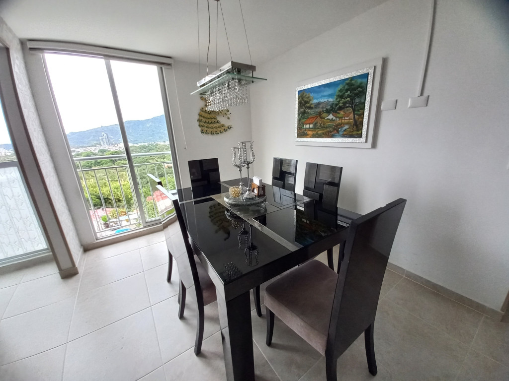 Apartamento En Venta - C.r Foresta Calambeo Piso 12, Ibagué