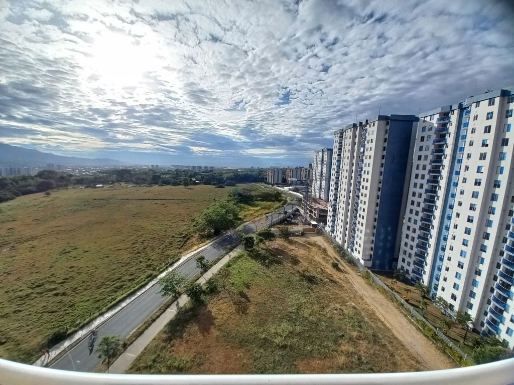 Apartaestudio En Arriendo - C.r Santa Fe De Varsovia Piso 13, Ibagué