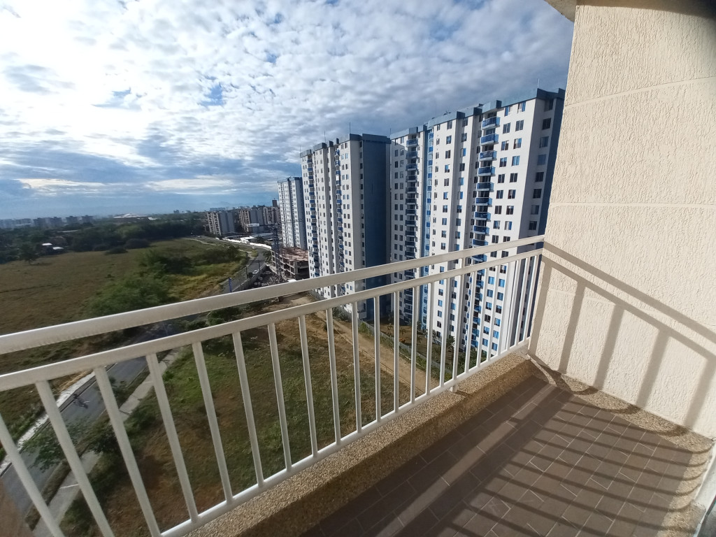 Apartaestudio En Arriendo - C.r Santa Fe De Varsovia Piso 13, Ibagué