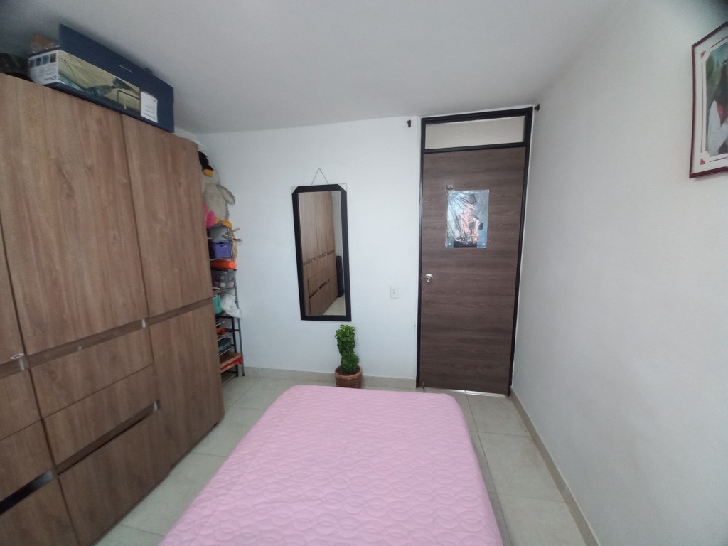 Apartamento En Venta - C.r Hacienda El Recreo  Piso 4 Sin Ascensor, Ibagué