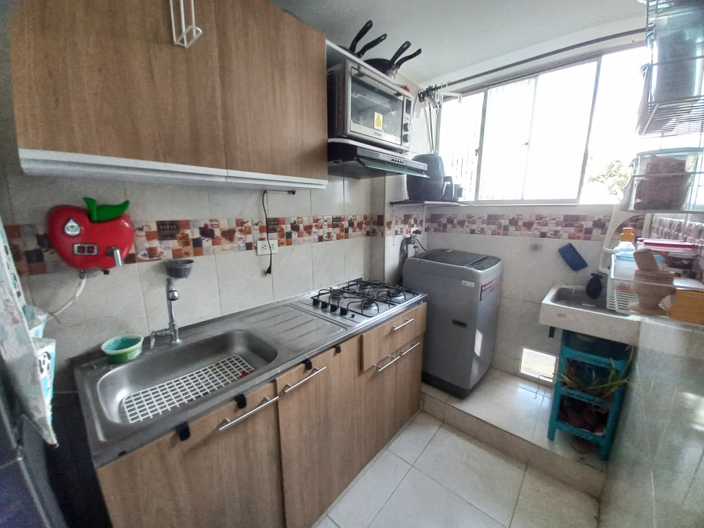 Apartamento En Venta - C.r Hacienda El Recreo  Piso 4 Sin Ascensor, Ibagué
