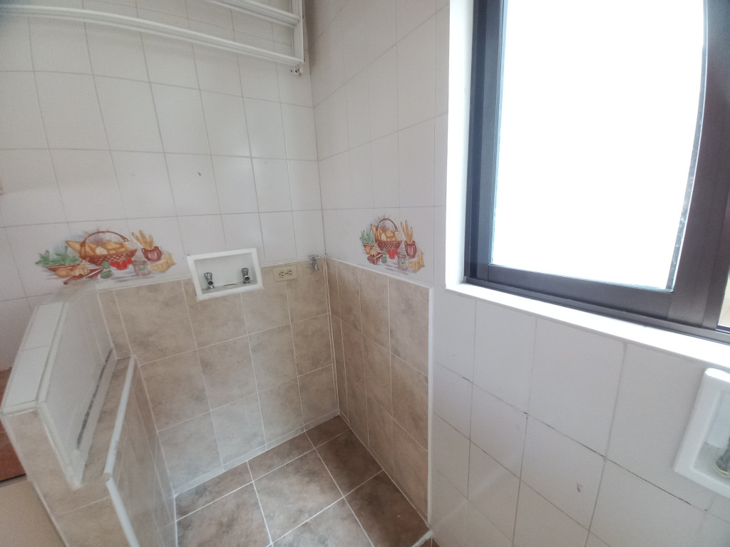 Apartamento En Venta - Edificio Bifamiliar  Gutierrez Romero Piso 2, Ibagué