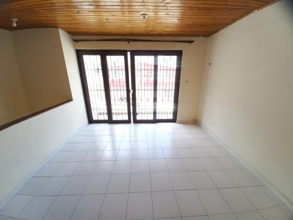 Apartamento En Venta - Edificio Bifamiliar  Gutierrez Romero Piso 2, Ibagué