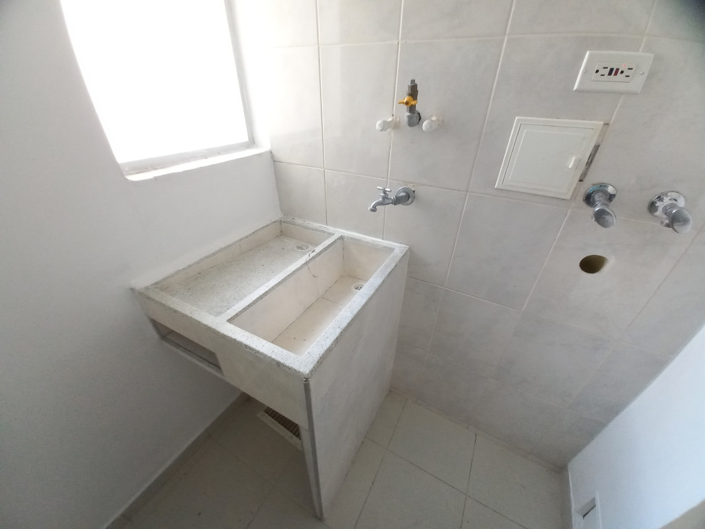 Apartamento En Arriendo - Bosques De Fonderella Piso 9, Ibagué