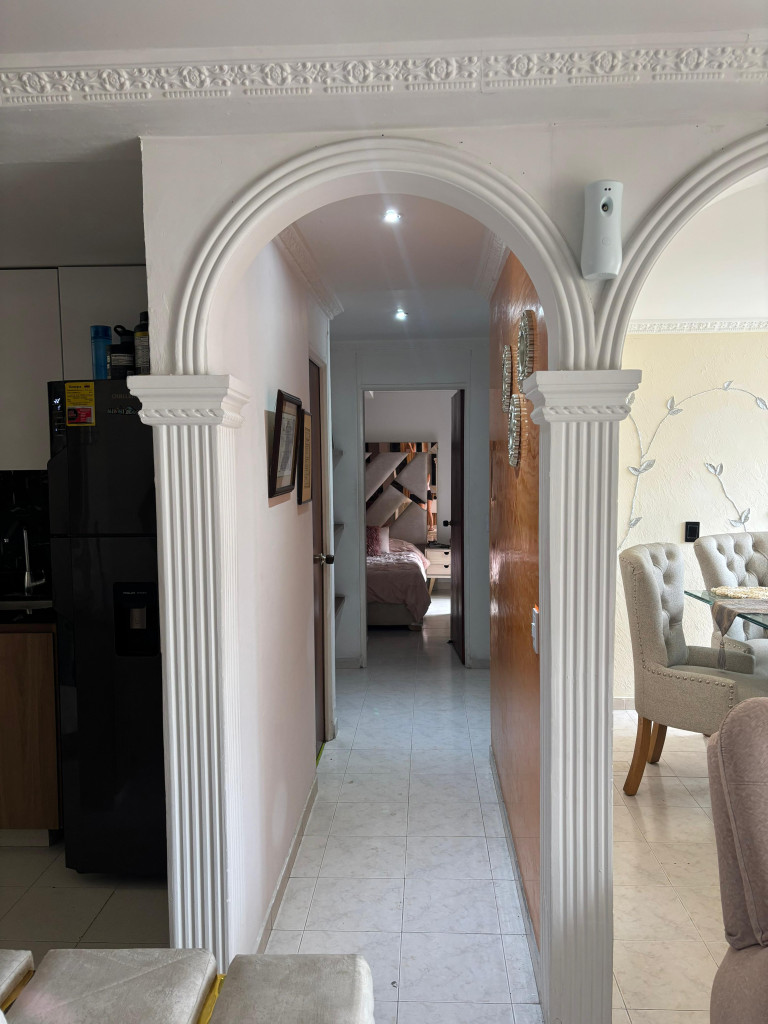 Apartamento En Venta - C.r Alameda  Piso 4 Sin Ascensor, Ibagué