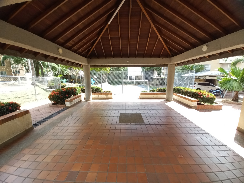 Apartamento En Venta - C.r Alameda  Piso 4 Sin Ascensor, Ibagué