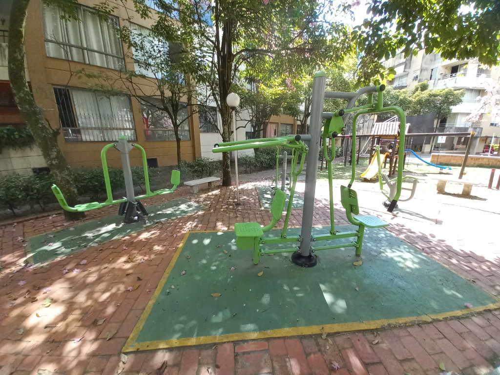 Apartamento En Venta - C.r Alameda  Piso 4 Sin Ascensor, Ibagué