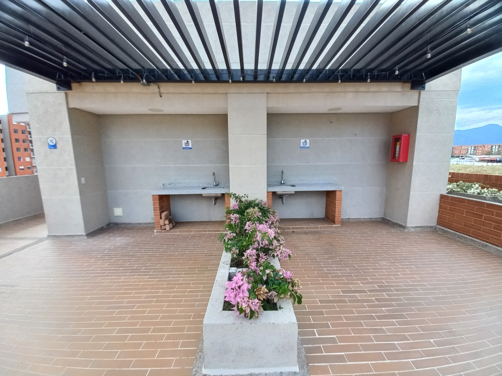 Apartamento En Arriendo - C.r Arboleda Campestre Jacaranda Piso 9, Ibagué