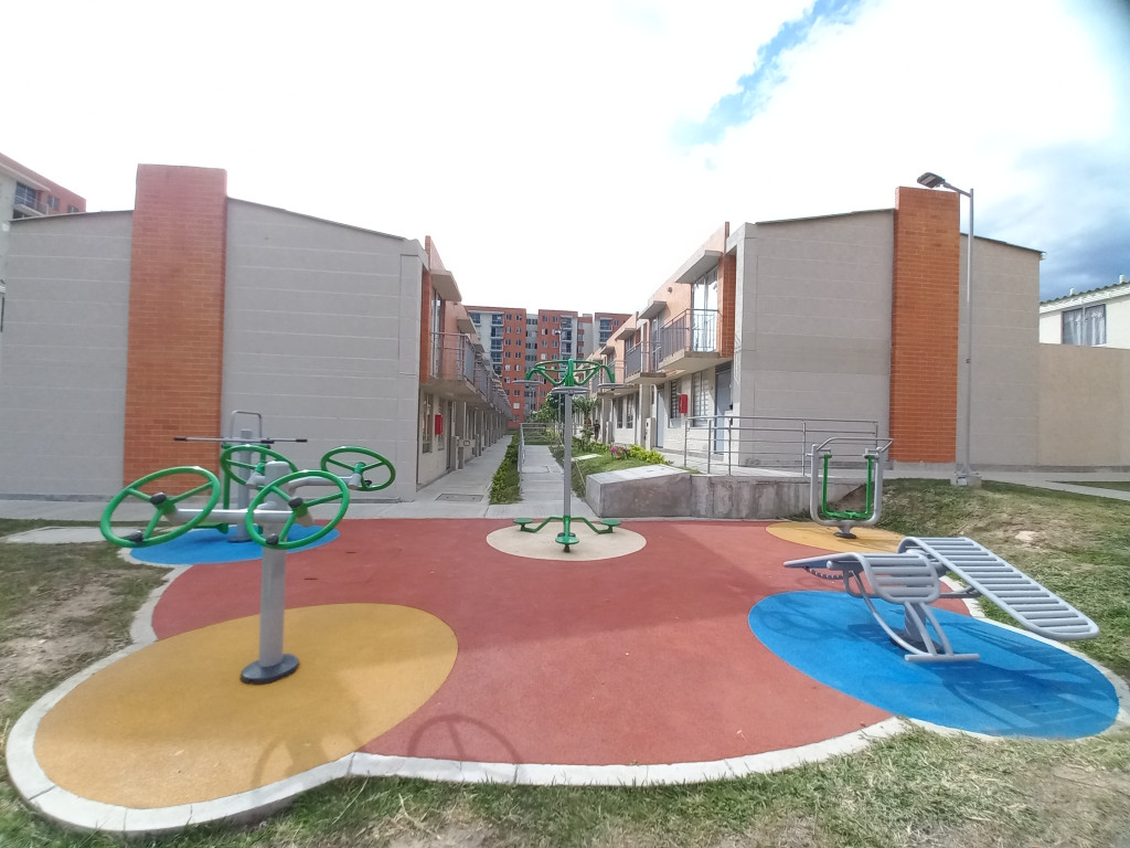 Apartamento En Arriendo - C.r Arboleda Campestre Jacaranda Piso 9, Ibagué