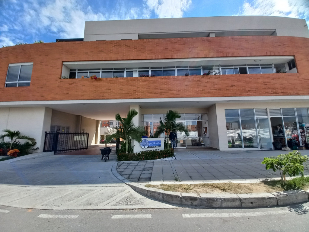 Apartamento En Arriendo - C.r Arboleda Campestre Jacaranda Piso 9, Ibagué