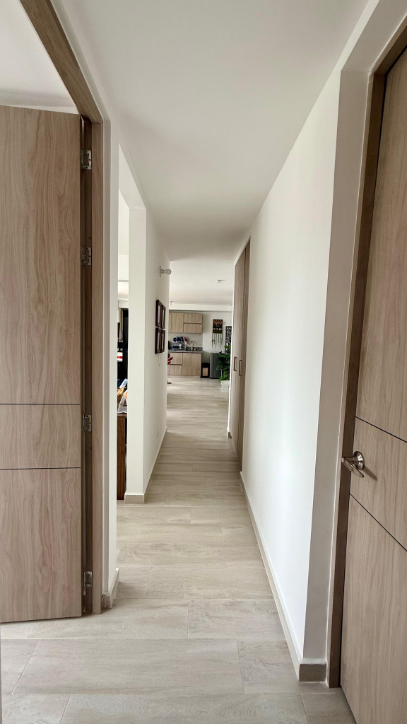 Apartamento En Venta - C.r Bosque Reservado Piso 15, Ibagué