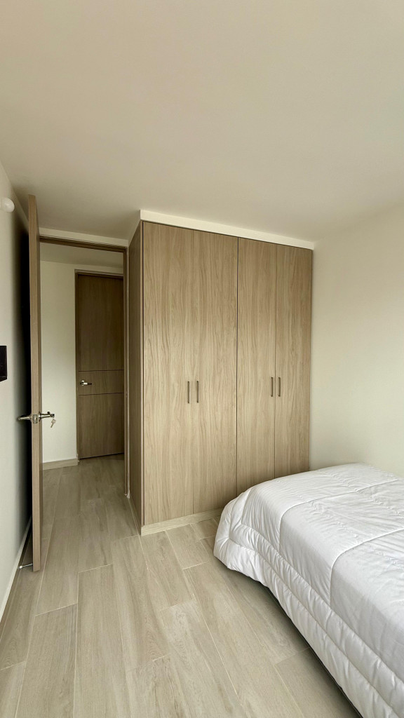 Apartamento En Venta - C.r Bosque Reservado Piso 15, Ibagué
