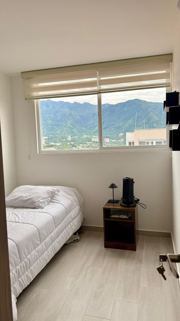 Apartamento En Venta - C.r Bosque Reservado Piso 15, Ibagué
