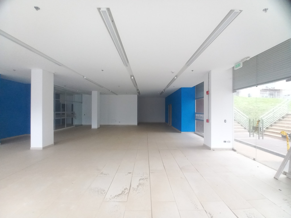 Apartamento En Venta - C.r Bosque Reservado Piso 15, Ibagué