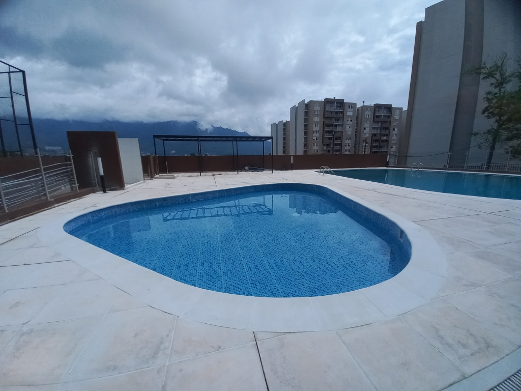 Apartamento En Venta - C.r Bosque Reservado Piso 15, Ibagué