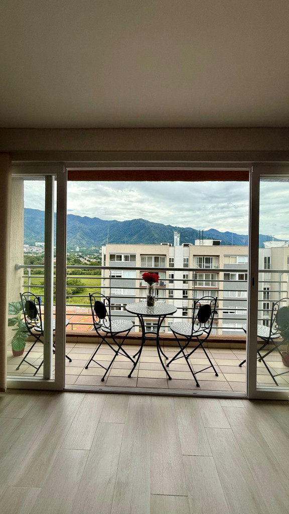 Apartamento En Venta - C.r Bosque Reservado Piso 15, Ibagué