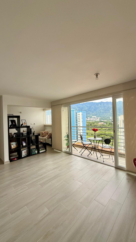 Apartamento En Venta - C.r Bosque Reservado Piso 15, Ibagué