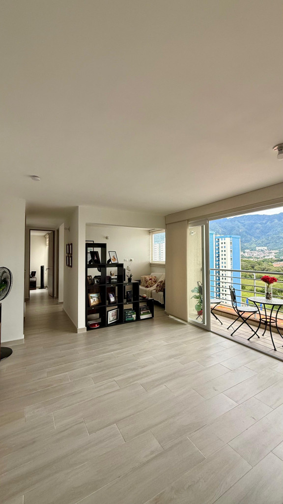 Apartamento En Venta - C.r Bosque Reservado Piso 15, Ibagué