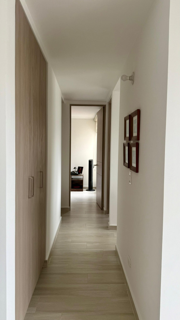 Apartamento En Venta - C.r Bosque Reservado Piso 15, Ibagué
