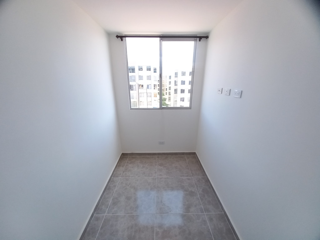 Apartamento En Arriendo - C.r Escarlata Piso 3 Sin Ascensor, Ibagué