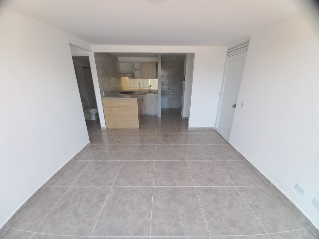 Apartamento En Arriendo - C.r Escarlata Piso 3 Sin Ascensor, Ibagué