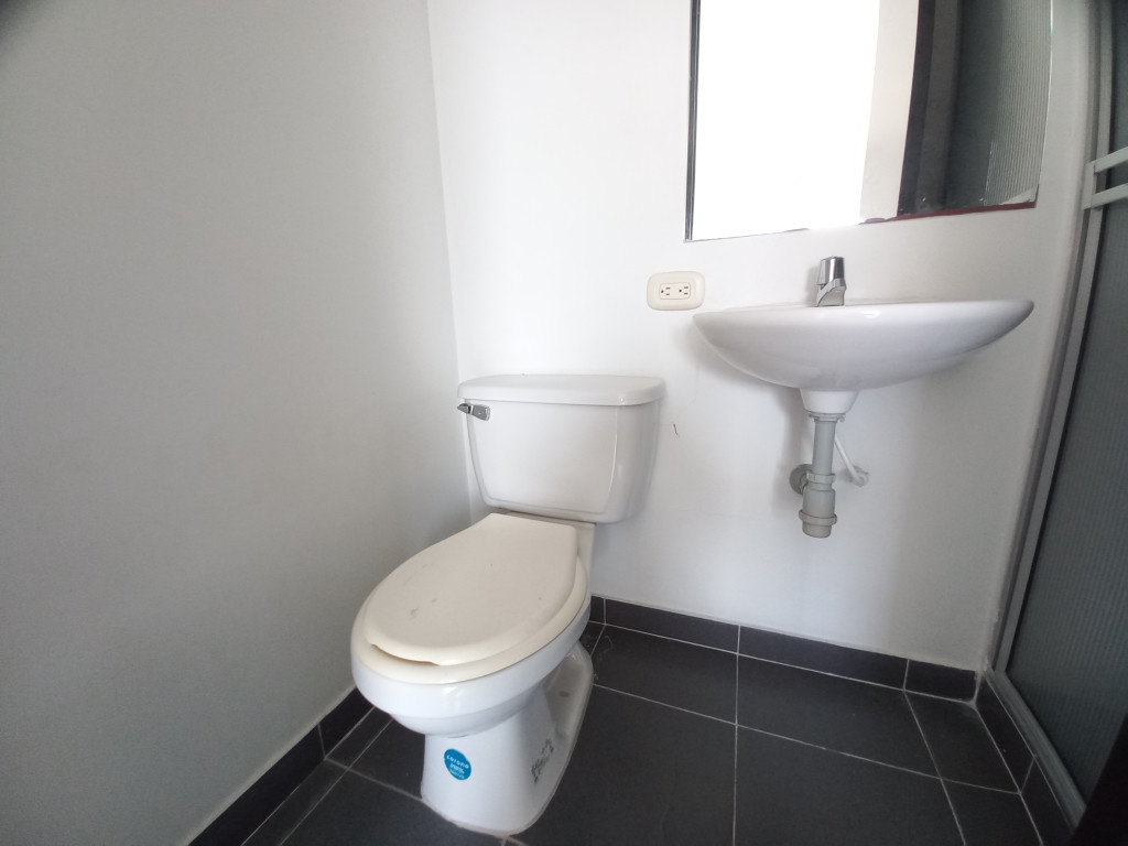 Apartamento En Arriendo - Conjunto Residencial Treviso Piso 5 Sin Ascensor, Ibagué