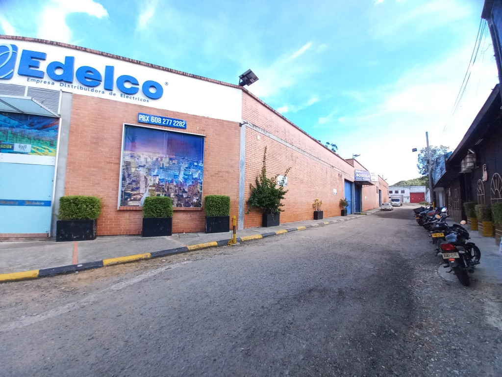Bodega En Venta - Zona Industrial El Papayo, Ibagué