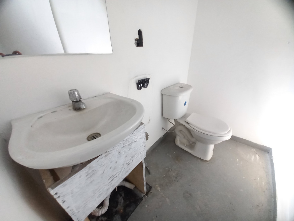 Local En Arriendo - Carrera 5 27-29, Ibagué