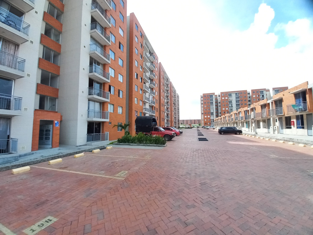 Apartamento En Arriendo - C.r Arboleda Campestre Jacaranda Piso 9, Ibagué