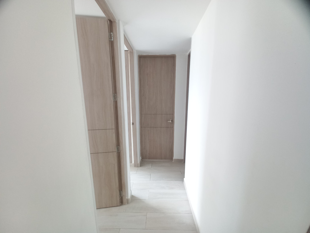 Apartamento En Arriendo - C.r Bosque Reservado Piso 4, Ibagué