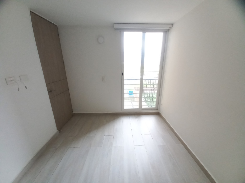 Apartamento En Arriendo - C.r Bosque Reservado Piso 4, Ibagué