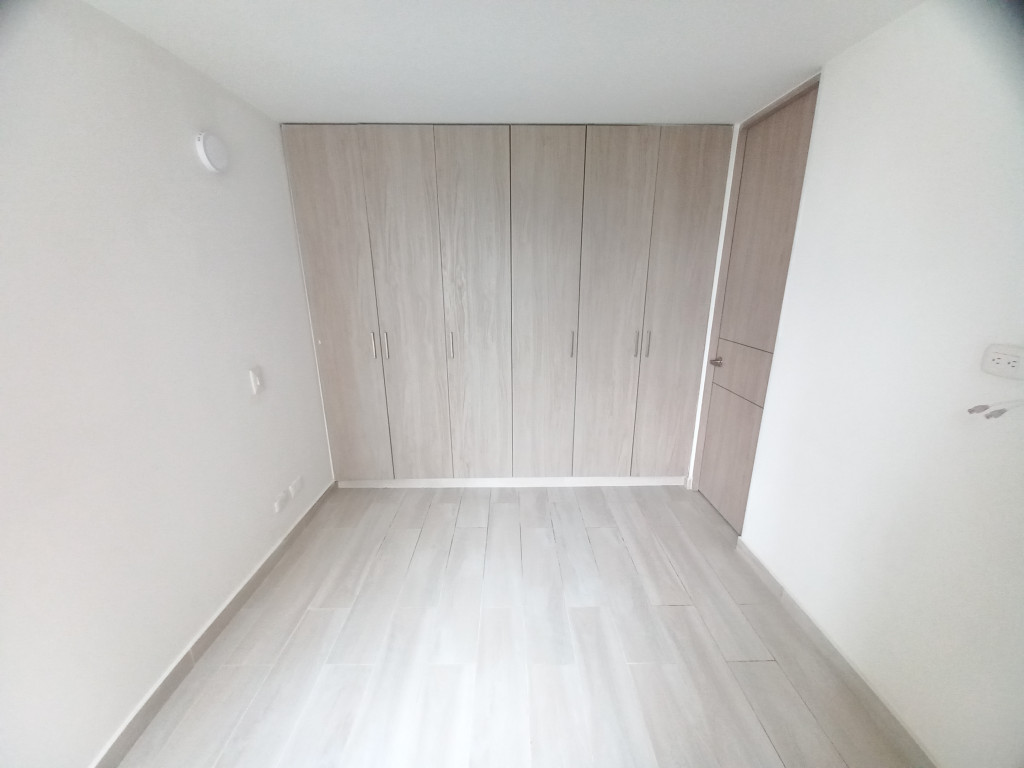 Apartamento En Arriendo - C.r Bosque Reservado Piso 4, Ibagué